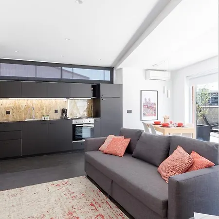 Qp Trindade Apartments * بورتو