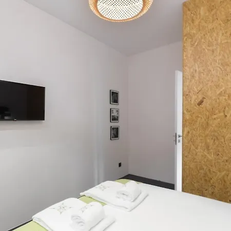 Qp Trindade Apartments * بورتو