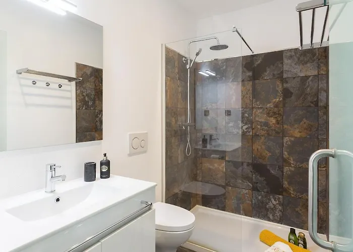 Apartamento Qp Trindade Porto