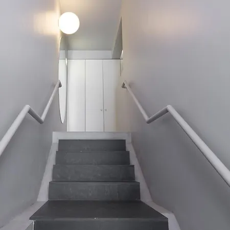 QP Verde Modern Central 3 mins Metro Trindade