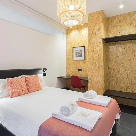 Apartamento QP Verde Modern Central 3 mins Metro Trindade *