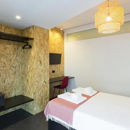 Apartamento QP Verde Modern Central 3 mins Metro Trindade *