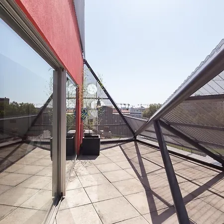 Apartamento QP Verde Modern Central 3 mins Metro Trindade