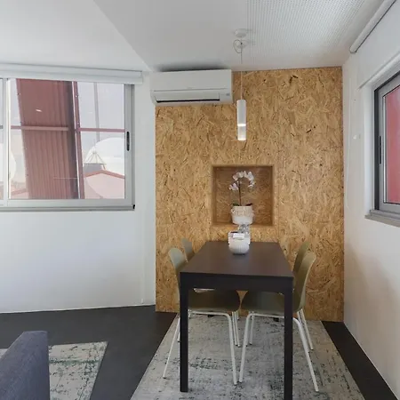 QP Verde Modern Central 3 mins Metro Trindade Oporto