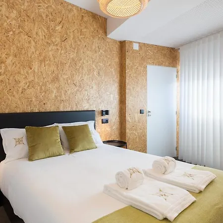 QP Verde Modern Central 3 mins Metro Trindade *