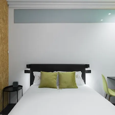 QP Verde Modern Central 3 mins Metro Trindade Oporto